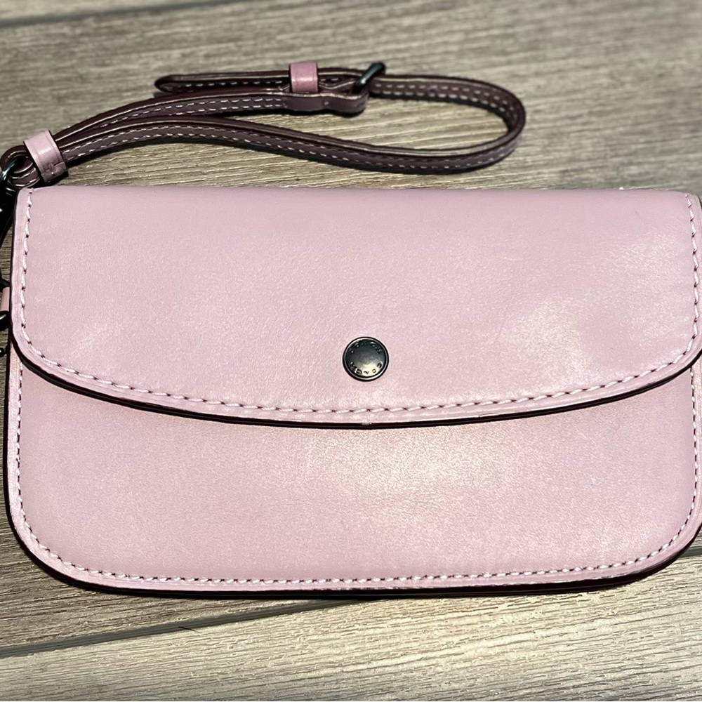 Pre owned Coach 1941 Glovetanned Clutch Wristlet